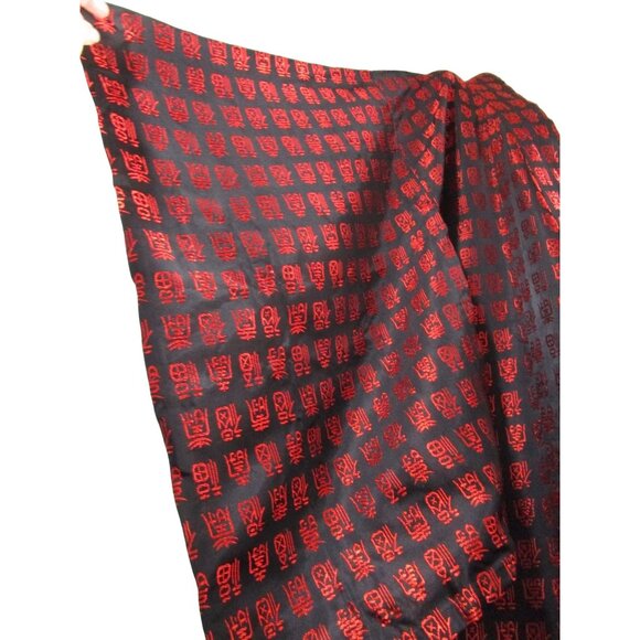 Kimono Style Robe Black Red Hanzi Funan Fu No Label Vintage EUC Sash Included - Picture 6 of 16